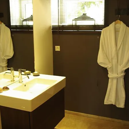 Les Chambres De L'oustalet 3* Gigondas